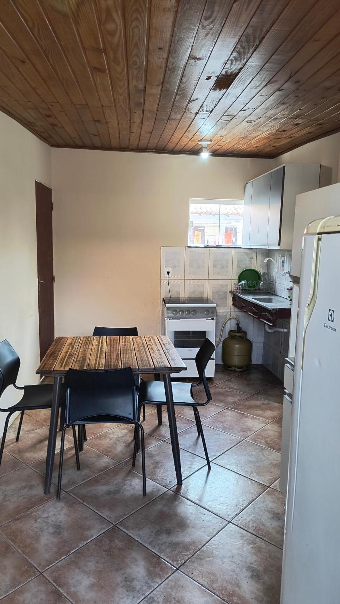 Casa De Completa Em 04 Ate 5 Pessoas *